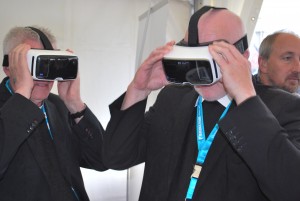 Unser „Hingucker“ – Die Virtual-Reality-Brille der KASim Einsatz. Foto: KAS.