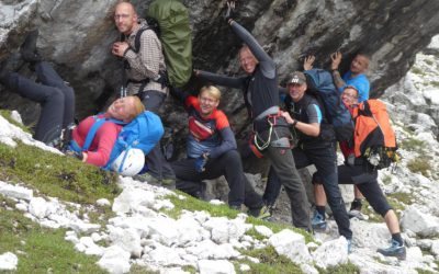 Senkrechte Felswände, Stahlleitern, luftige Felsbänder und Gletscher –  Das war die KAS-Klettersteigtour „Bärige Brenta“ 2018